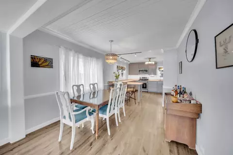 Dining - 4018 Pitzen Rd, Johnsburg, IL 60051 photo 2 of 3