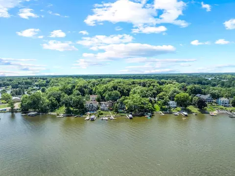View/Area - 4018 Pitzen Rd, Johnsburg, IL 60051 photo 2 of 2