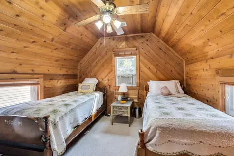 Bedroom - 4018 Pitzen Rd, Johnsburg, IL 60051 photo 4 of 7