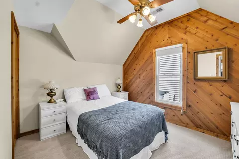 Bedroom - 4018 Pitzen Rd, Johnsburg, IL 60051 photo 3 of 7