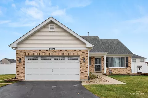 8008 Limestone Ct, Joliet, IL 60431