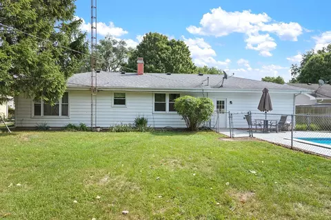 Exterior - 3675 Dixon Dr, Morris, IL 60450 photo 3 of 7