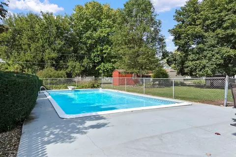 Exterior - 3675 Dixon Dr, Morris, IL 60450 photo 6 of 7