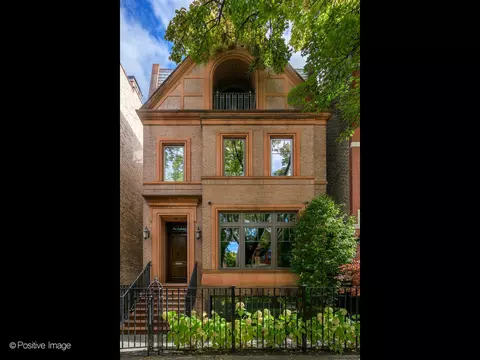 2237 N Dayton Ave, Chicago, IL 60614