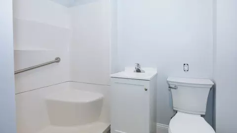 610 E Mulberry St, Bloomington, IL 61701 photo 24