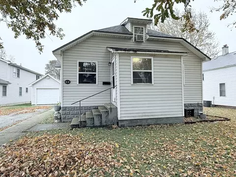 406 S Church St, Gibson City, IL 60936