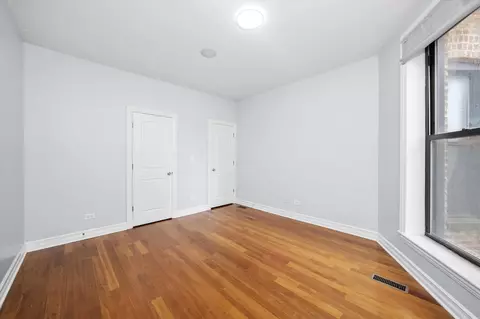 Bedroom - 1363 E 64th St #1, Chicago, IL 60637 photo 1 of 6