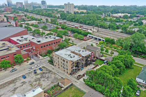 View/Area - 1363 E 64th St #1, Chicago, IL 60637 photo 2 of 4