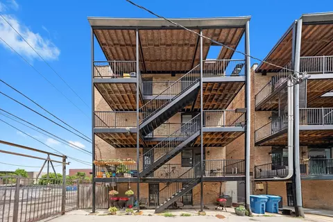 Exterior - 1363 E 64th St #1, Chicago, IL 60637 photo 2 of 2