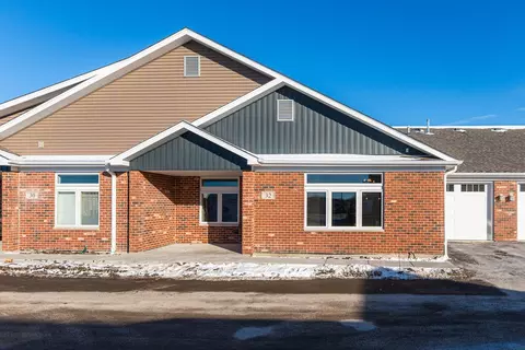 561 Stearn Dr #561, Genoa, IL 60135