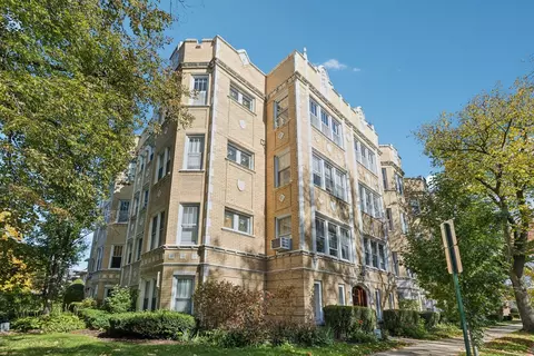 822 Washington Blvd #3, Oak Park, IL 60302