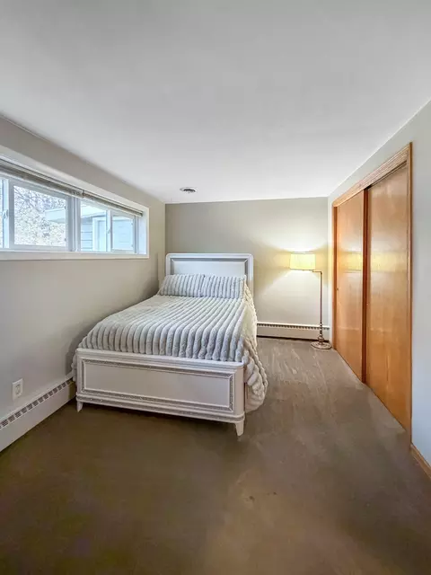 108 E South St, Freeport, IL 61032 photo 22