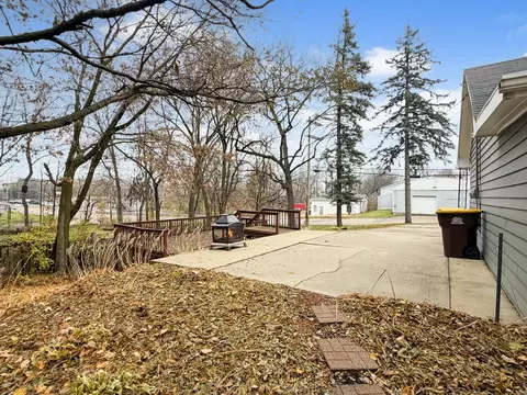 108 E South St, Freeport, IL 61032 photo 27