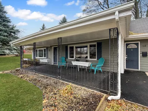 108 E South St, Freeport, IL 61032 photo 29