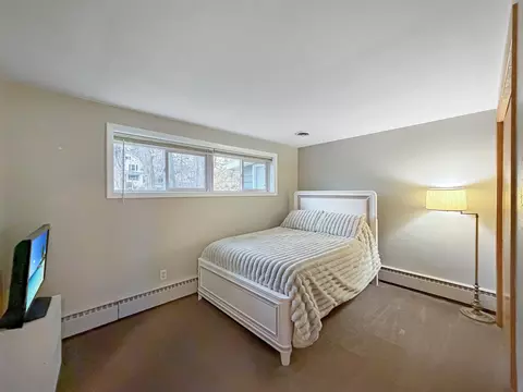 108 E South St, Freeport, IL 61032 photo 23