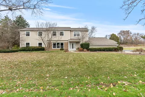 Undisclosed, Hawthorn Woods, IL 60047