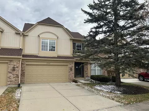 288 Lorraine Cir, Bloomingdale, IL 60108