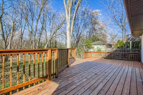 Exterior - 16042 Forest Ave, Oak Forest, IL 60452 photo 2 of 3