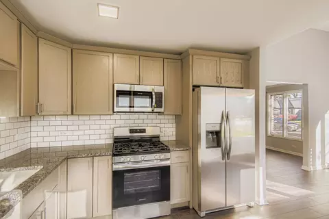 Kitchen - 16042 Forest Ave, Oak Forest, IL 60452 photo 1 of 2