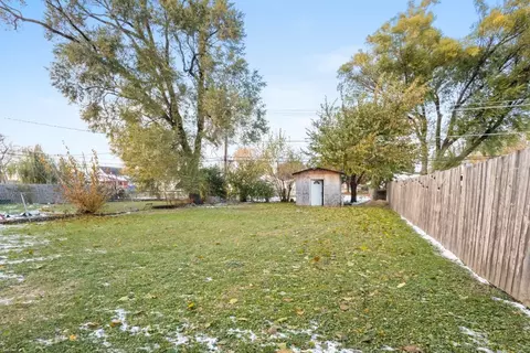 Exterior - 8330 45th St, Lyons, IL 60534 photo 2 of 3