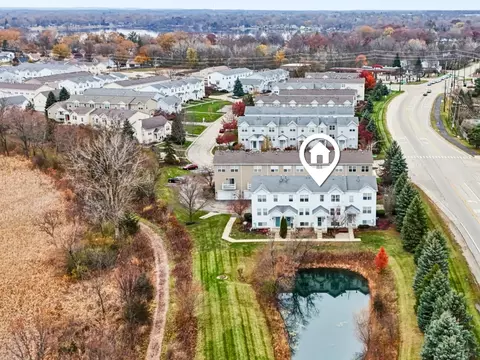 3 W Big Horn Dr, Hainesville, IL 60073