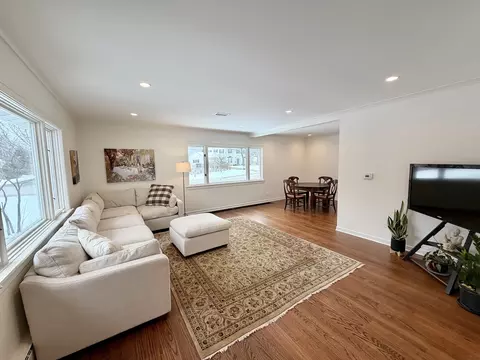 Living - 1320 Pinehurst Dr, Glenview, IL 60025 photo 2 of 3