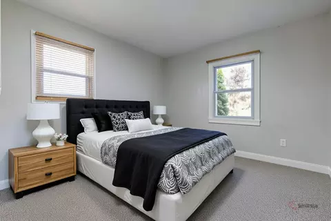 Bedroom - 533 Cherry Ln, Glenview, IL 60025 photo 3 of 8
