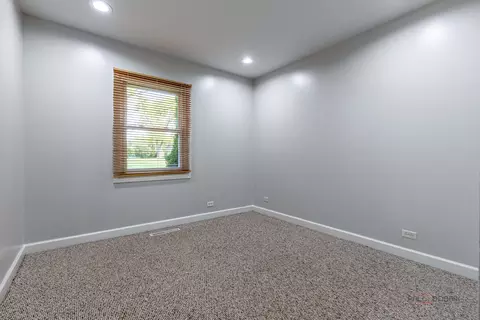 Bedroom - 533 Cherry Ln, Glenview, IL 60025 photo 7 of 8