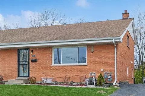 9460 Terrace Pl, Des Plaines, IL 60016
