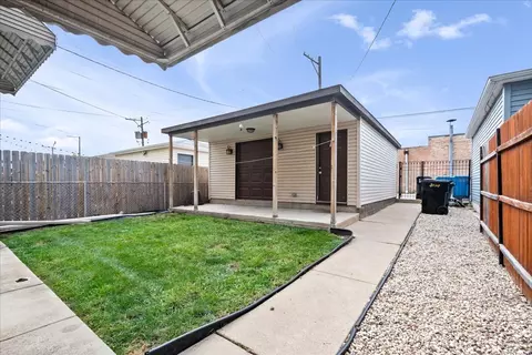 Exterior - Undisclosed, Chicago, IL 60641 photo 3 of 4