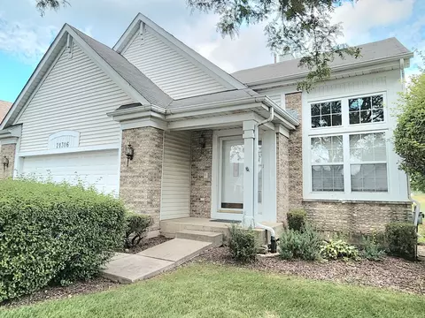 21316 W Redwood Dr, Plainfield, IL 60544