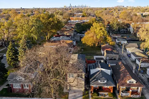 View/Area - 352 E 77th St, Chicago, IL 60619 photo 4 of 4