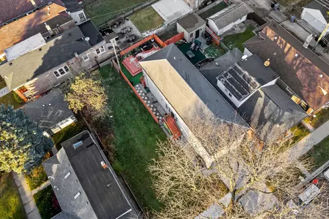 View/Area - 352 E 77th St, Chicago, IL 60619 photo 3 of 4