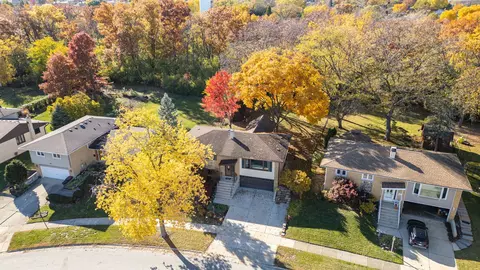 View/Area - 15340 Maple Dr, Oak Forest, IL 60452 photo 1 of 1