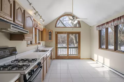 Kitchen - 15340 Maple Dr, Oak Forest, IL 60452 photo 1 of 1