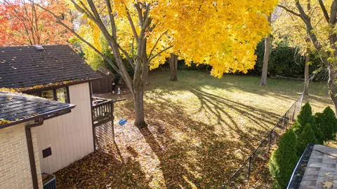 Exterior - 15340 Maple Dr, Oak Forest, IL 60452 photo 5 of 7