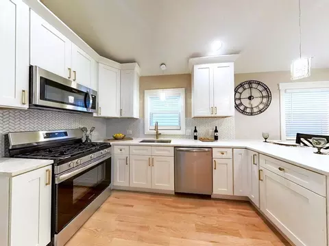 Kitchen - 9221 S Normal Ave, Chicago, IL 60620 photo 3 of 4
