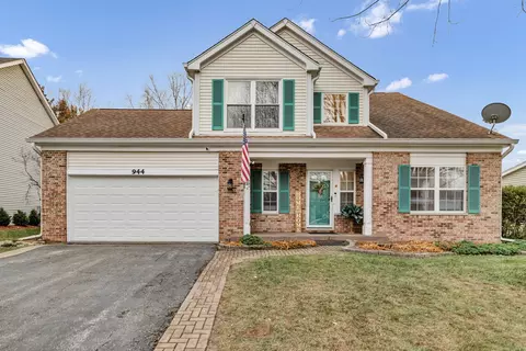 944 Cortney Dr, Carpentersville, IL 60110