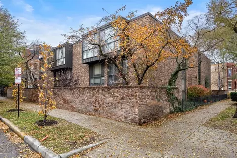 2707 N Racine Ave #A, Chicago, IL 60614