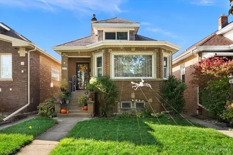 3118 N 76th Ct, Elmwood Park, IL 60707