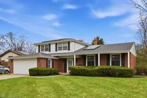 Undisclosed, Glenview, IL 60026 photo 2
