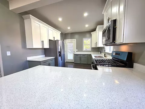 Kitchen - 286 Hamilton Ave, Elgin, IL 60123 photo 3 of 4