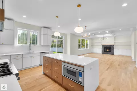 Other - 705 Glendale Rd, Glenview, IL 60025 photo 1 of 11