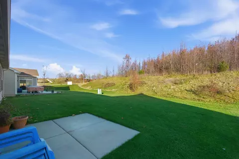 Exterior - 2260 Indigo Dr, Algonquin, IL 60102 photo 4 of 7