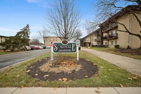 505 S Cleveland Ave #303, Arlington Heights, IL 60005