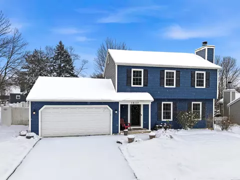 1527 Williams Ave, Saint Charles, IL 60174