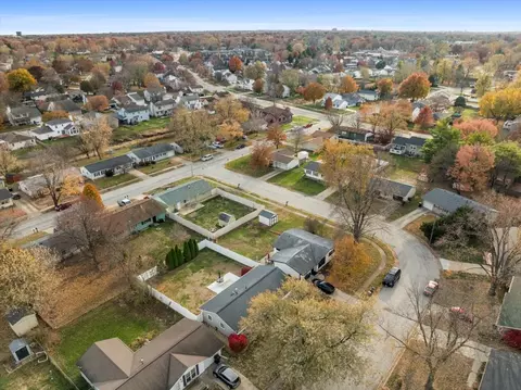 View/Area - 1303 Dalton Dr, Normal, IL 61761 photo 3 of 4