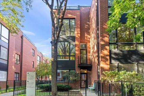 2312 W Wolfram St, Chicago, IL 60618