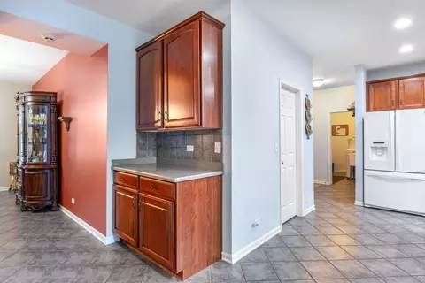 Entry Way - 2566 Rourke Dr, Aurora, IL 60503 photo 1 of 1