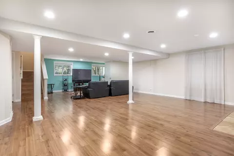 Living - 2566 Rourke Dr, Aurora, IL 60503 photo 5 of 6